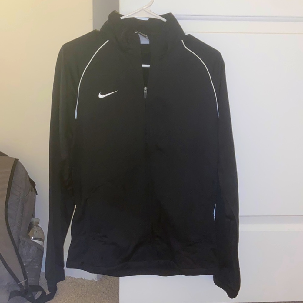 Never worn! Have no use for it. Great material- athletic wear